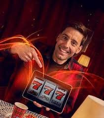 Live baccarat dealer table on data18 casino section viewed on Android phone in Philippines